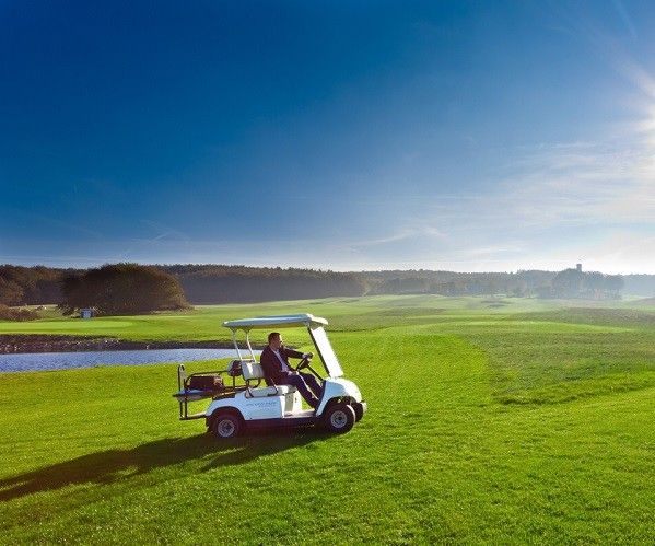 Golf auf Schloß Ranzow - Insel Rügen - Privater Golfplatz Schloss Ranzow